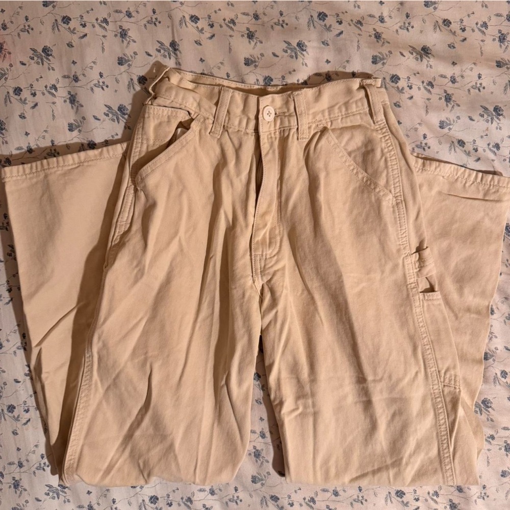 Brandy Melville Women's Tan Cargo Pants